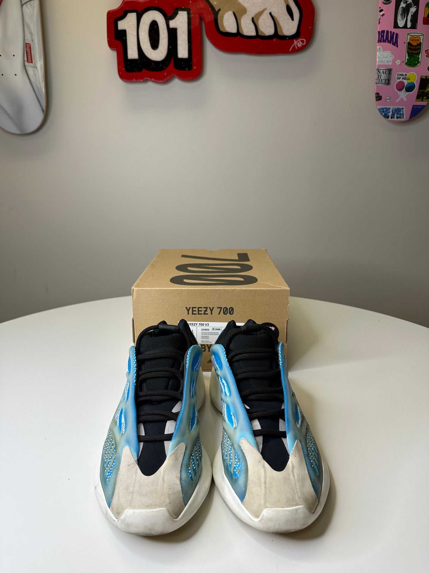 Yeezy 700 V3 Arzareth